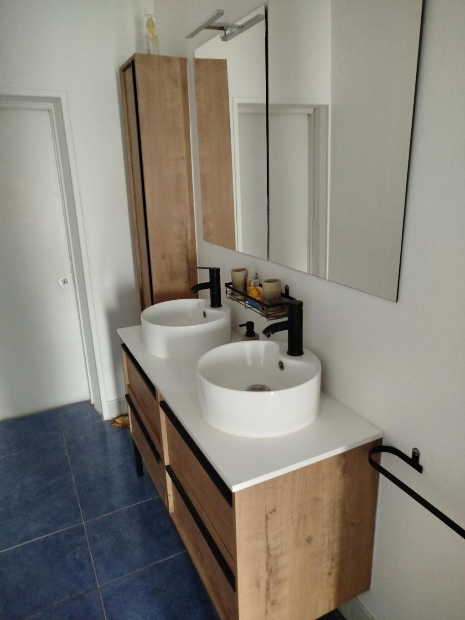 Chambre Rouge Dans Maison Avec Parking Cluses Exterior photo